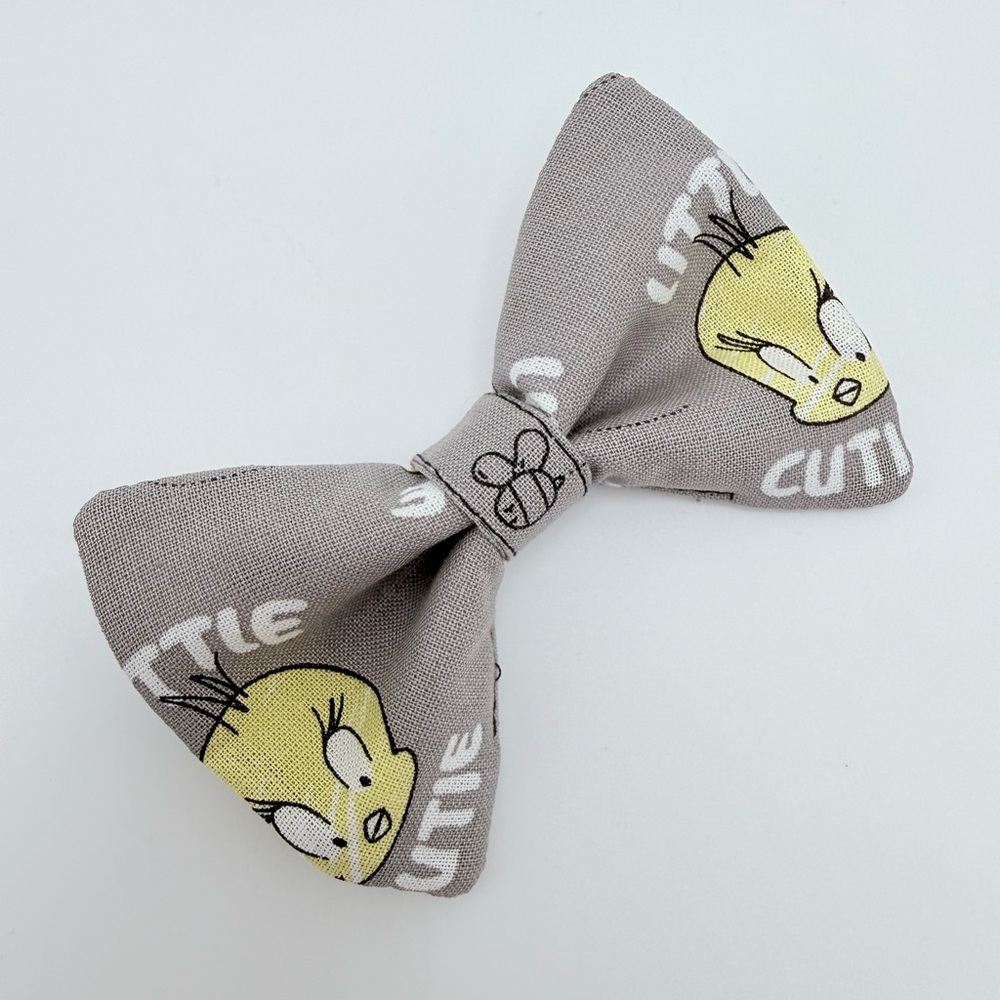 Small Tweety Bird bow tie for small dogs and cats